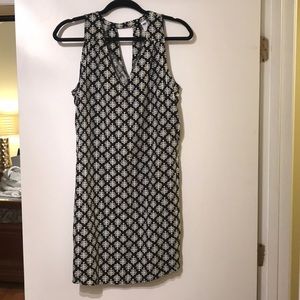 Old Navy Black & Off White shift dress large